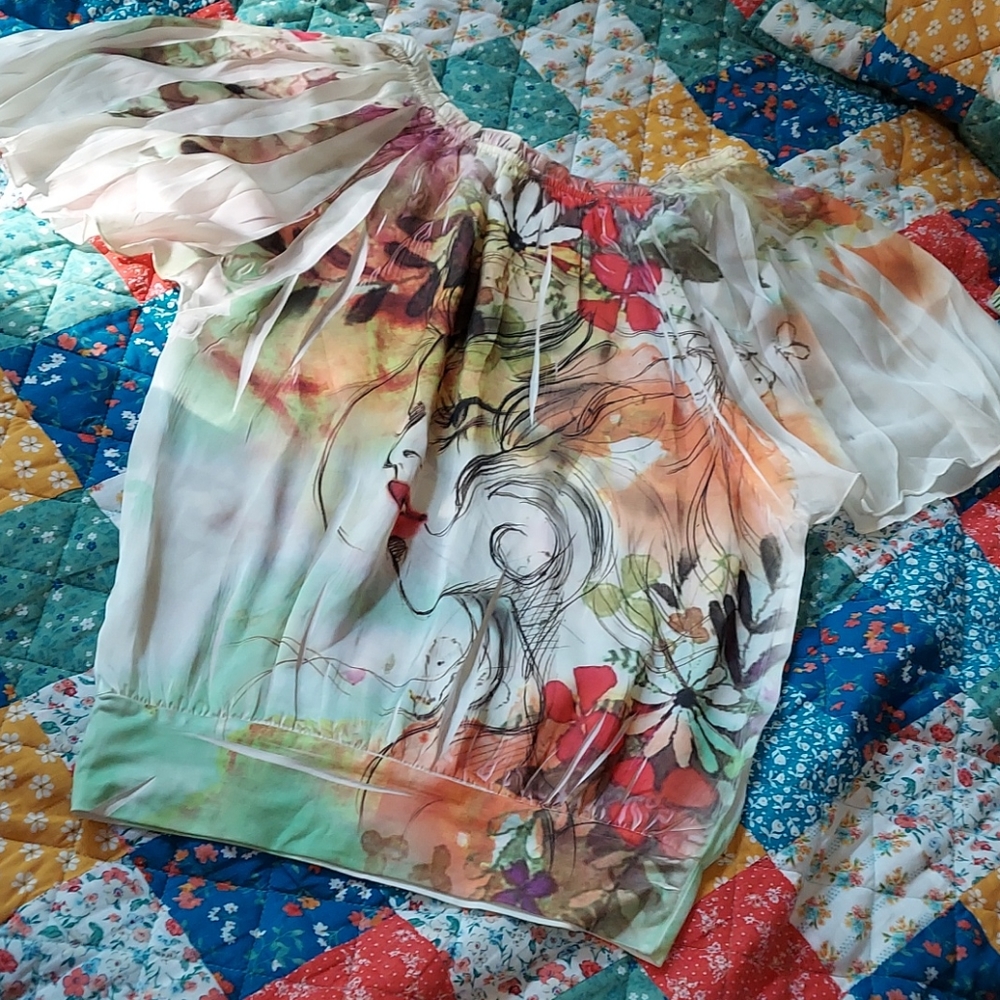 Oatt USA top.